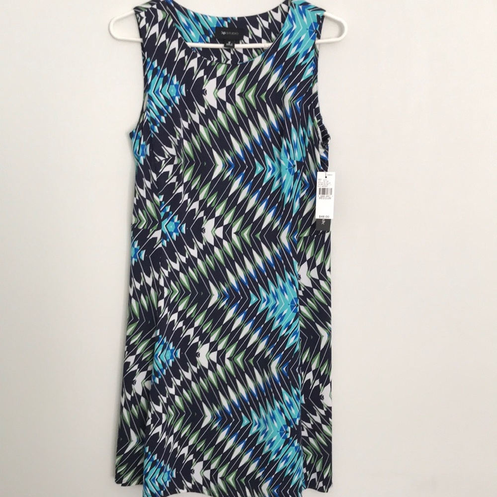 💐NWT BLUE AND GREEN PATTERNED DRESS💐